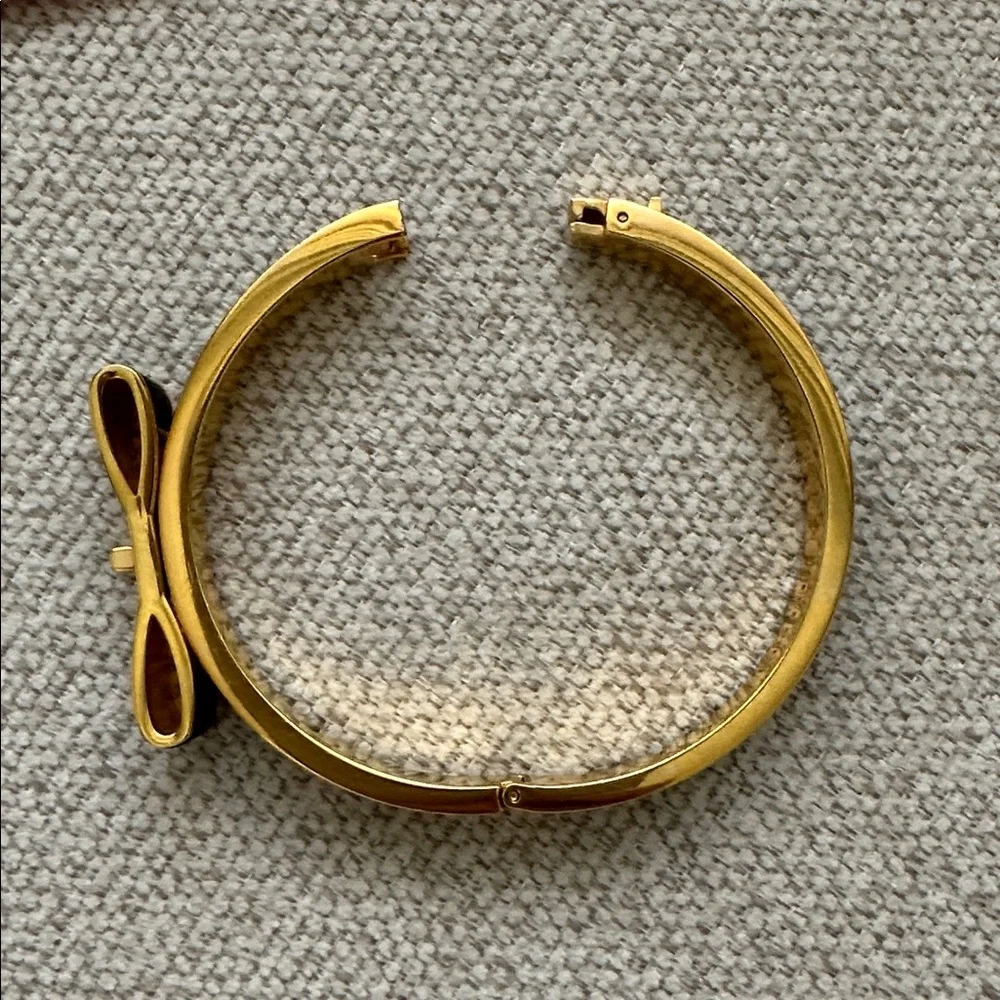 kate spade bow hinge bangle with black leather - Picture 5 of 6